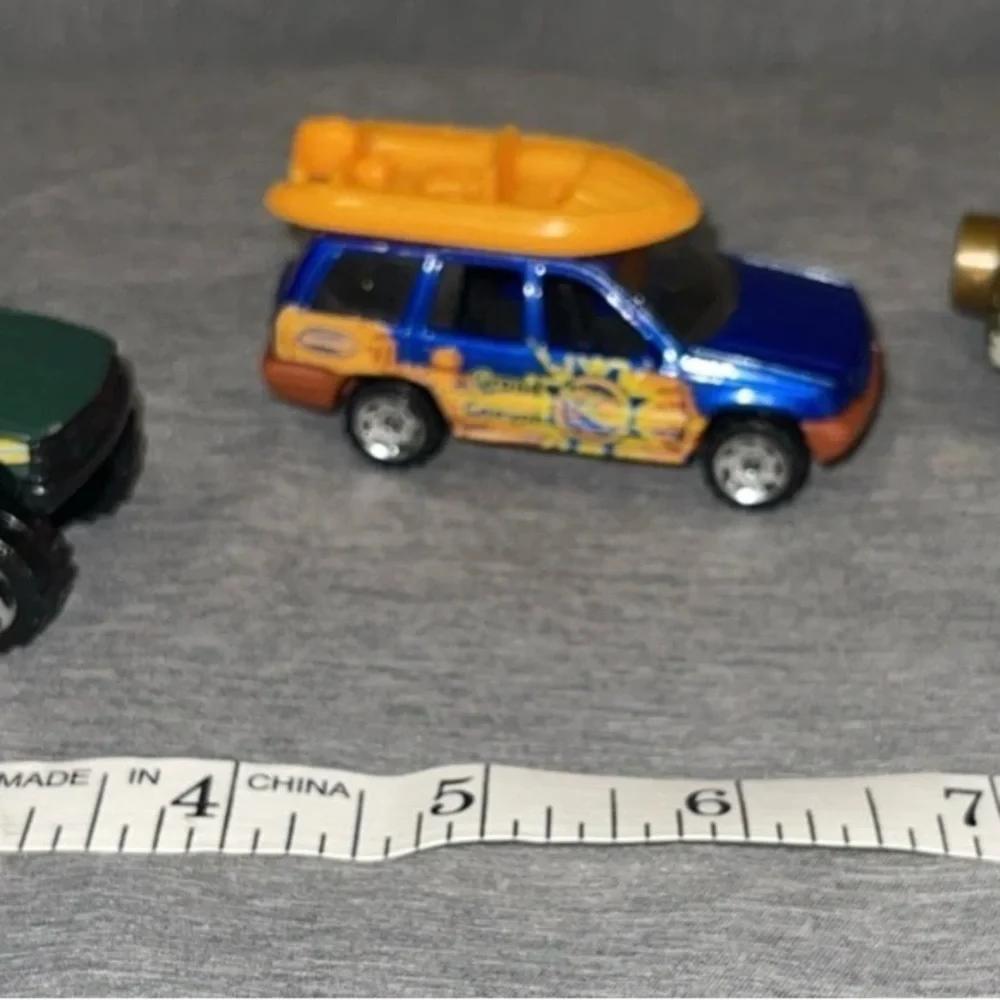 Lot Of 3 Matchbox Car Toy Chevy K-1500, Mud Splash Jeep Liberty, Grand Cherokee